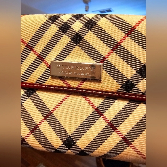 Burberry Wallet - Picture 2 of 3